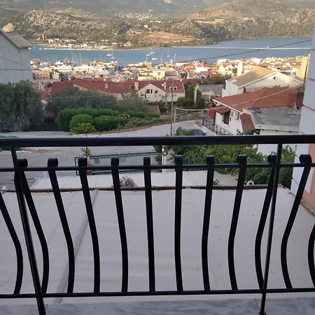 Апартаменты Elena Seaview House Аргостолион